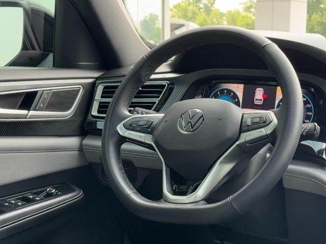 2025 Volkswagen Atlas Cross Sport 2.0T SEL R-Line Black 4MOTION