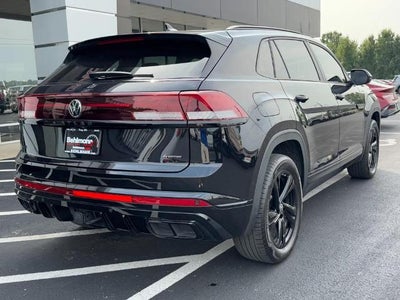 2025 Volkswagen Atlas Cross Sport 2.0T SEL R-Line Black 4MOTION