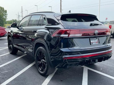2025 Volkswagen Atlas Cross Sport 2.0T SEL R-Line Black 4MOTION