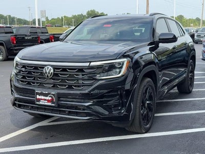 2025 Volkswagen Atlas Cross Sport 2.0T SEL R-Line Black 4MOTION