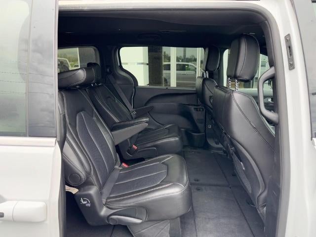 2025 Chrysler Pacifica Select FWD