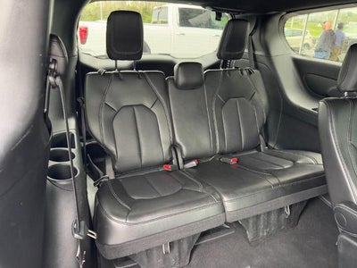 2025 Chrysler Pacifica Select FWD