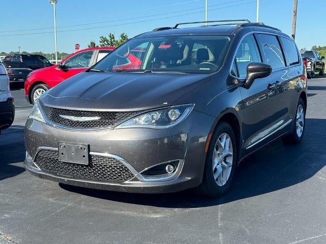 2017 Chrysler Pacifica Touring-L FWD