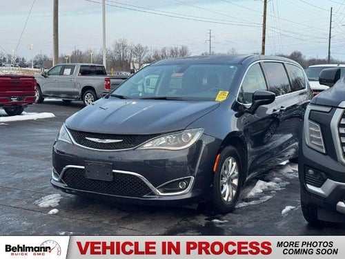 2019 Chrysler Pacifica Touring Plus FWD
