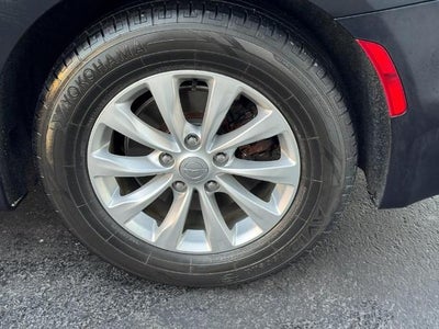 2019 Chrysler Pacifica Touring Plus FWD