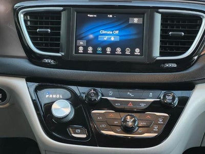2019 Chrysler Pacifica Touring Plus FWD
