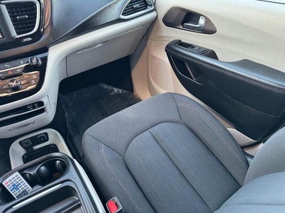 2019 Chrysler Pacifica Touring Plus FWD