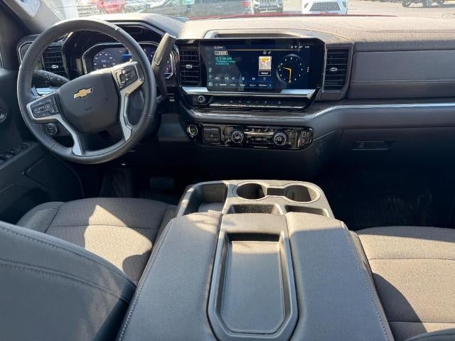 2024 Chevrolet Silverado 1500 4WD Crew Cab LT w/1LT