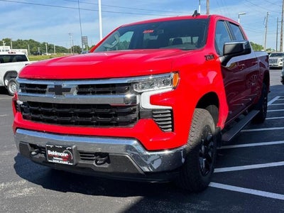 2024 Chevrolet Silverado 1500 4WD Crew Cab LT w/1LT