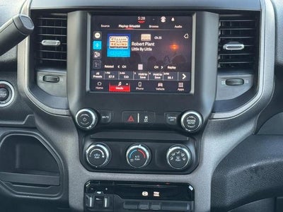 2022 RAM 3500 Tradesman 4x4 Crew Cab Box