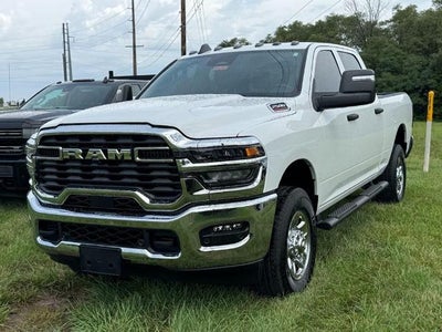 2026 RAM 2500 Tradesman 4x4 Crew Cab Box