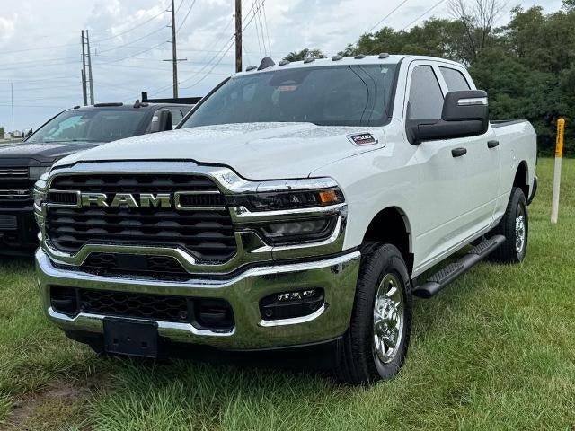 2026 RAM 2500 Tradesman 4x4 Crew Cab Box