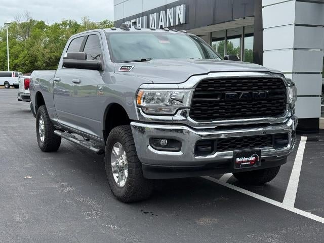 2022 RAM 2500 Big Horn 4x4 Crew Cab Box