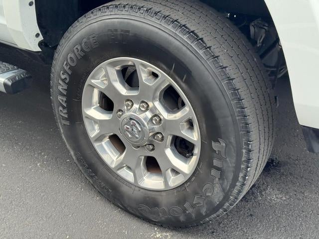 2022 RAM 2500 Laramie 4x4 Crew Cab Box