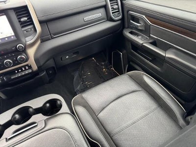 2022 RAM 2500 Laramie 4x4 Crew Cab Box