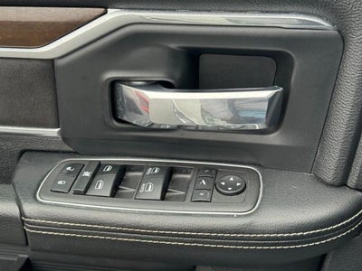 2022 RAM 2500 Laramie 4x4 Crew Cab Box