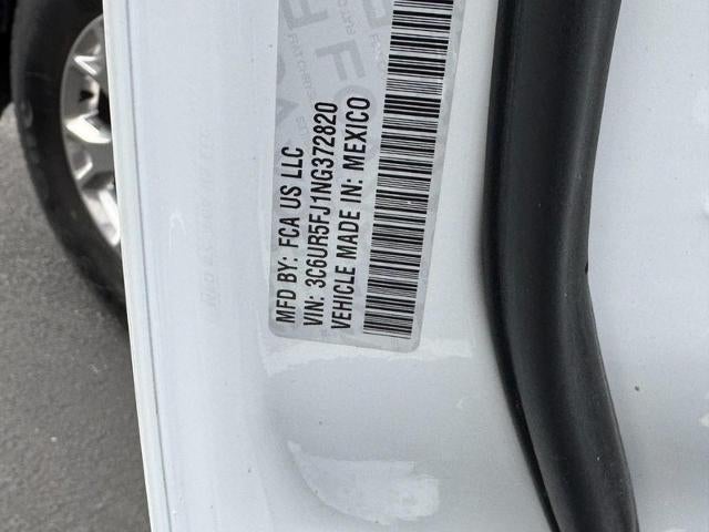 2022 RAM 2500 Laramie 4x4 Crew Cab Box