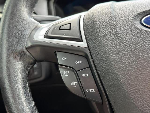 2017 Ford Fusion SE FWD