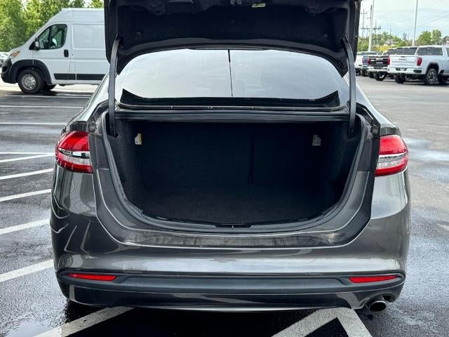 2017 Ford Fusion SE FWD