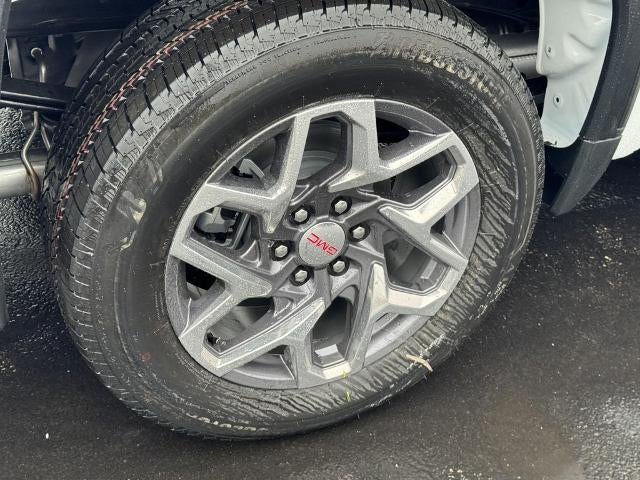 2026 GMC Sierra 1500 4WD Crew Cab SLE