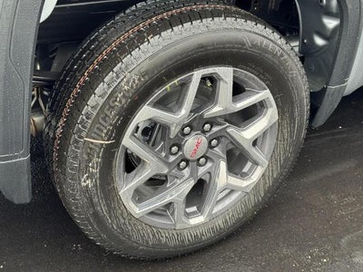 2026 GMC Sierra 1500 4WD Crew Cab SLE