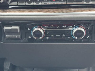 2026 GMC Sierra 1500 4WD Crew Cab Elevation w/3VL