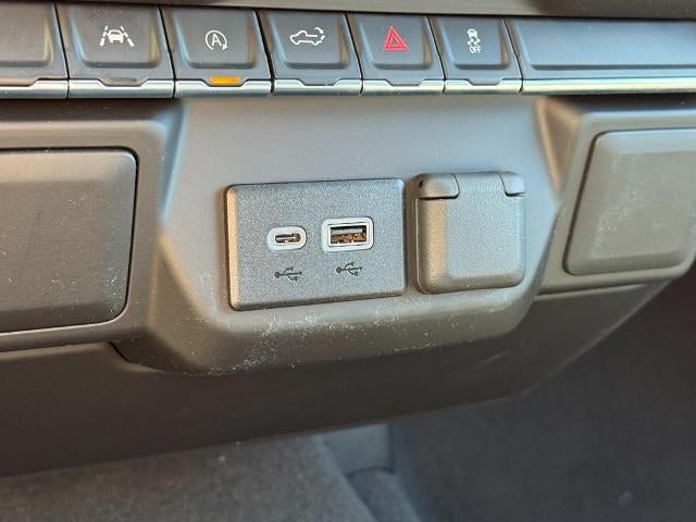 2026 GMC Sierra 1500 4WD Crew Cab Pro