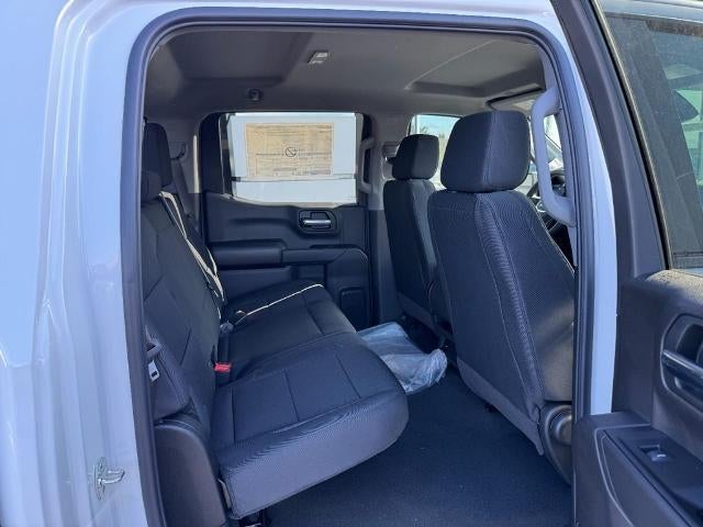 2026 GMC Sierra 1500 4WD Crew Cab Pro