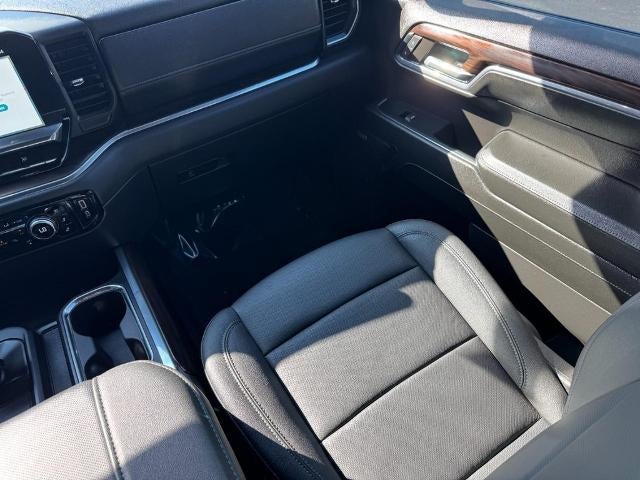 2024 GMC Sierra 1500 4WD Crew Cab SLT