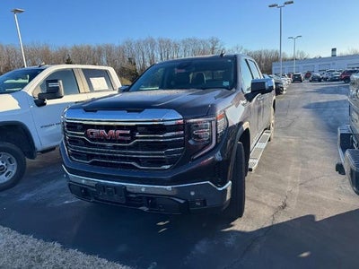 2024 GMC Sierra 1500 4WD Crew Cab SLT