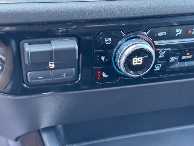 2024 GMC Sierra 1500 4WD Crew Cab SLT