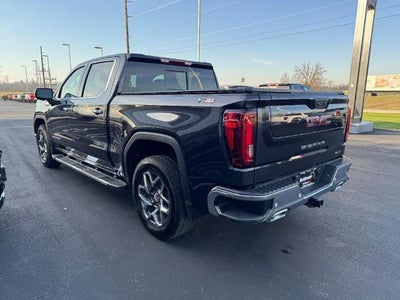2024 GMC Sierra 1500 4WD Crew Cab SLT