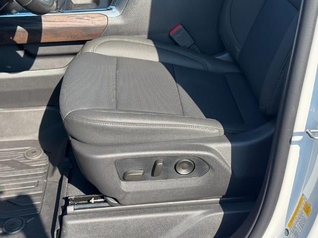 2026 GMC Sierra 1500 4WD Crew Cab SLT