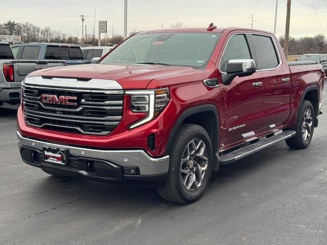 2025 GMC Sierra 1500 4WD Crew Cab SLT