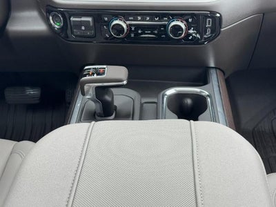 2026 GMC Sierra 1500 4WD Crew Cab SLT