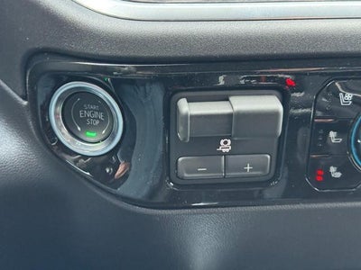 2026 GMC Sierra 1500 4WD Crew Cab SLT