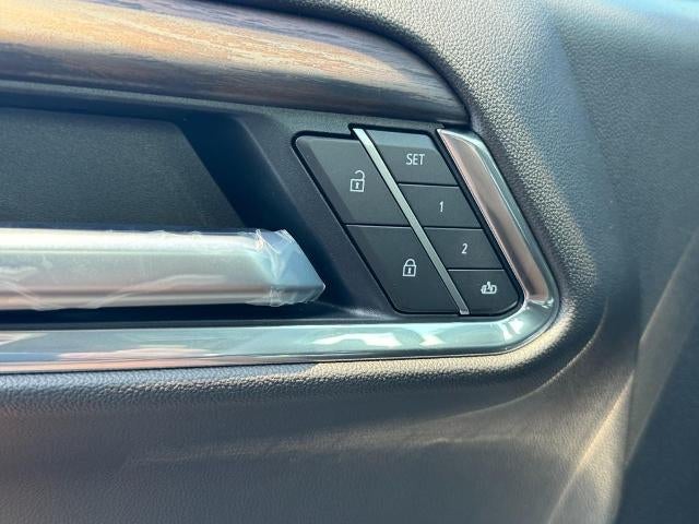 2026 GMC Sierra 1500 4WD Crew Cab SLT