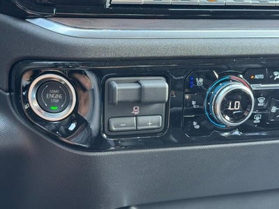 2026 GMC Sierra 1500 4WD Crew Cab SLT