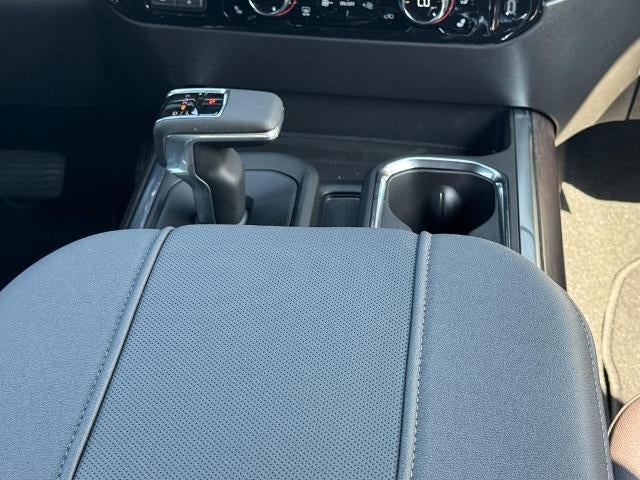 2026 GMC Sierra 1500 4WD Crew Cab SLT