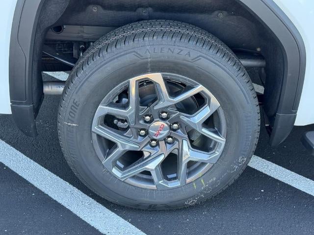 2026 GMC Sierra 1500 4WD Crew Cab SLT