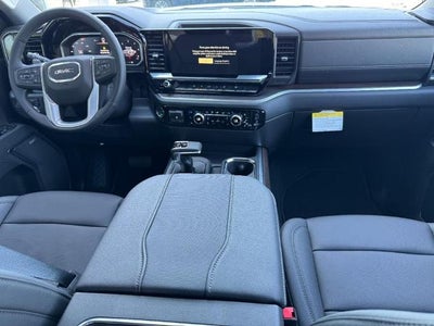 2026 GMC Sierra 1500 4WD Crew Cab SLT