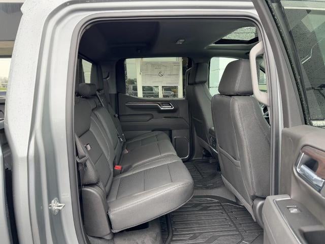 2026 GMC Sierra 1500 4WD Crew Cab SLT