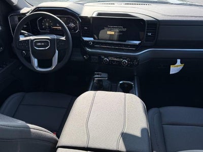 2026 GMC Sierra 1500 4WD Crew Cab SLT