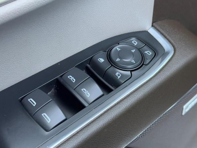 2023 GMC Sierra 1500 4WD Crew Cab SLT