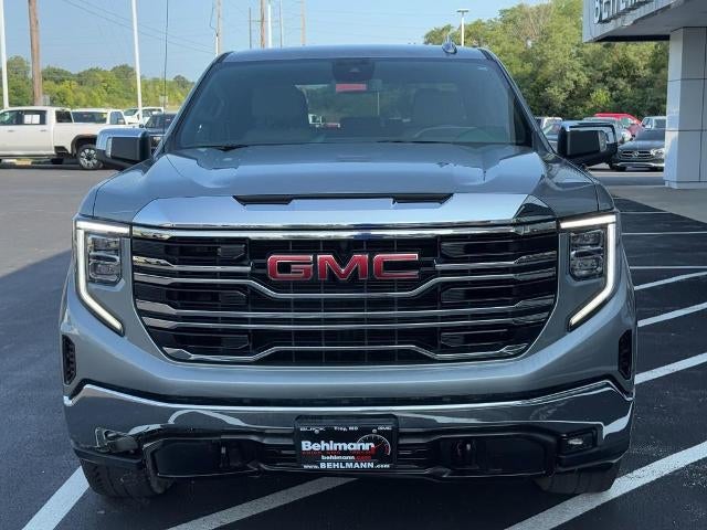 2023 GMC Sierra 1500 4WD Crew Cab SLT