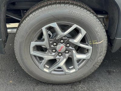 2026 GMC Sierra 1500 4WD Crew Cab SLT