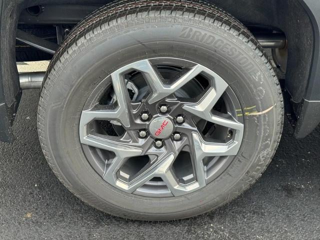 2026 GMC Sierra 1500 4WD Crew Cab SLT