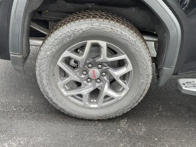 2026 GMC Sierra 1500 4WD Crew Cab SLT