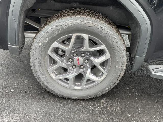 2026 GMC Sierra 1500 4WD Crew Cab SLT