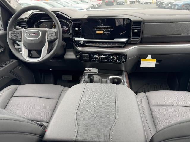 2026 GMC Sierra 1500 4WD Crew Cab SLT